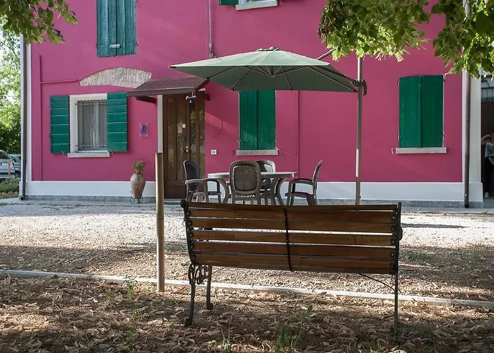 ベッド・アンド・ブレックファスト Camurana 3*